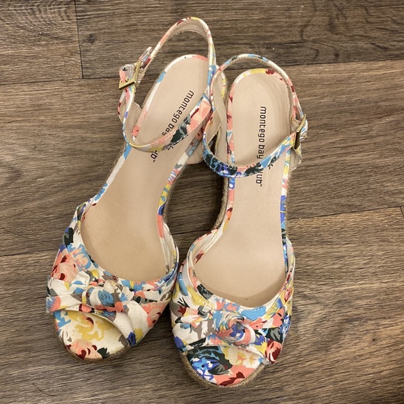 Montego Bay Club Floral wedge size 8 - Picture 4 of 10